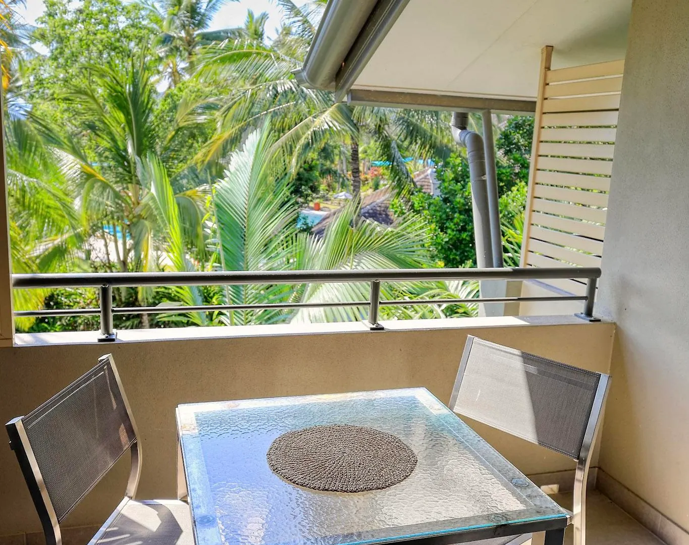 Paradise Palms Resort Cairns