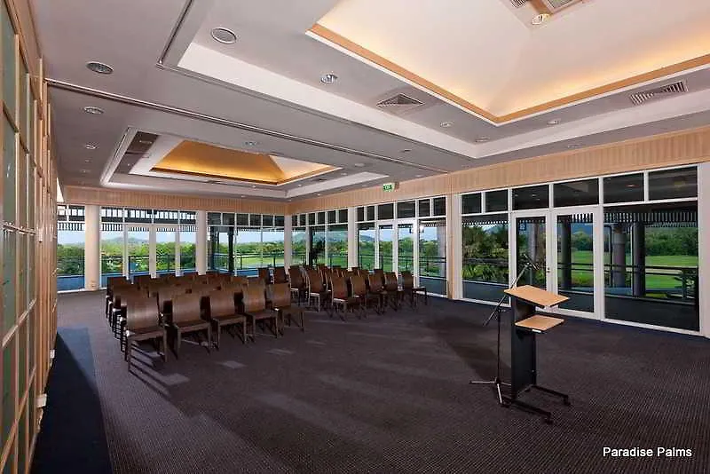 Paradise Palms Resort Cairns