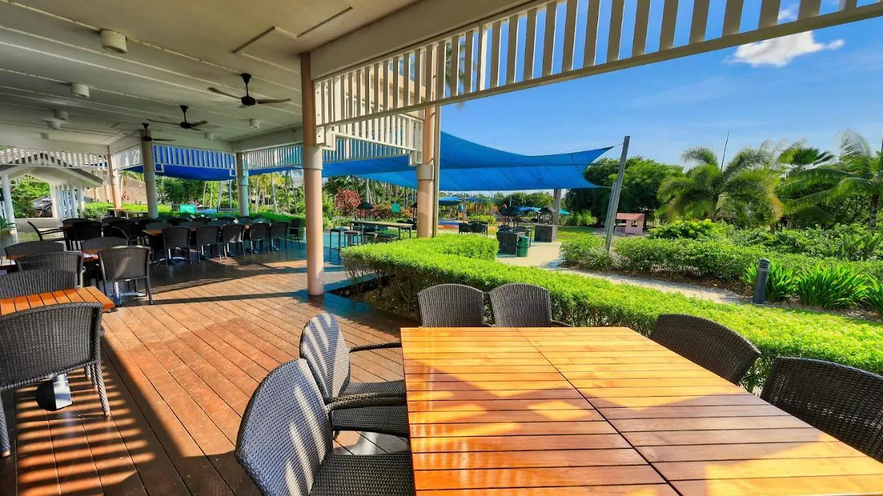 Paradise Palms Resort Cairns